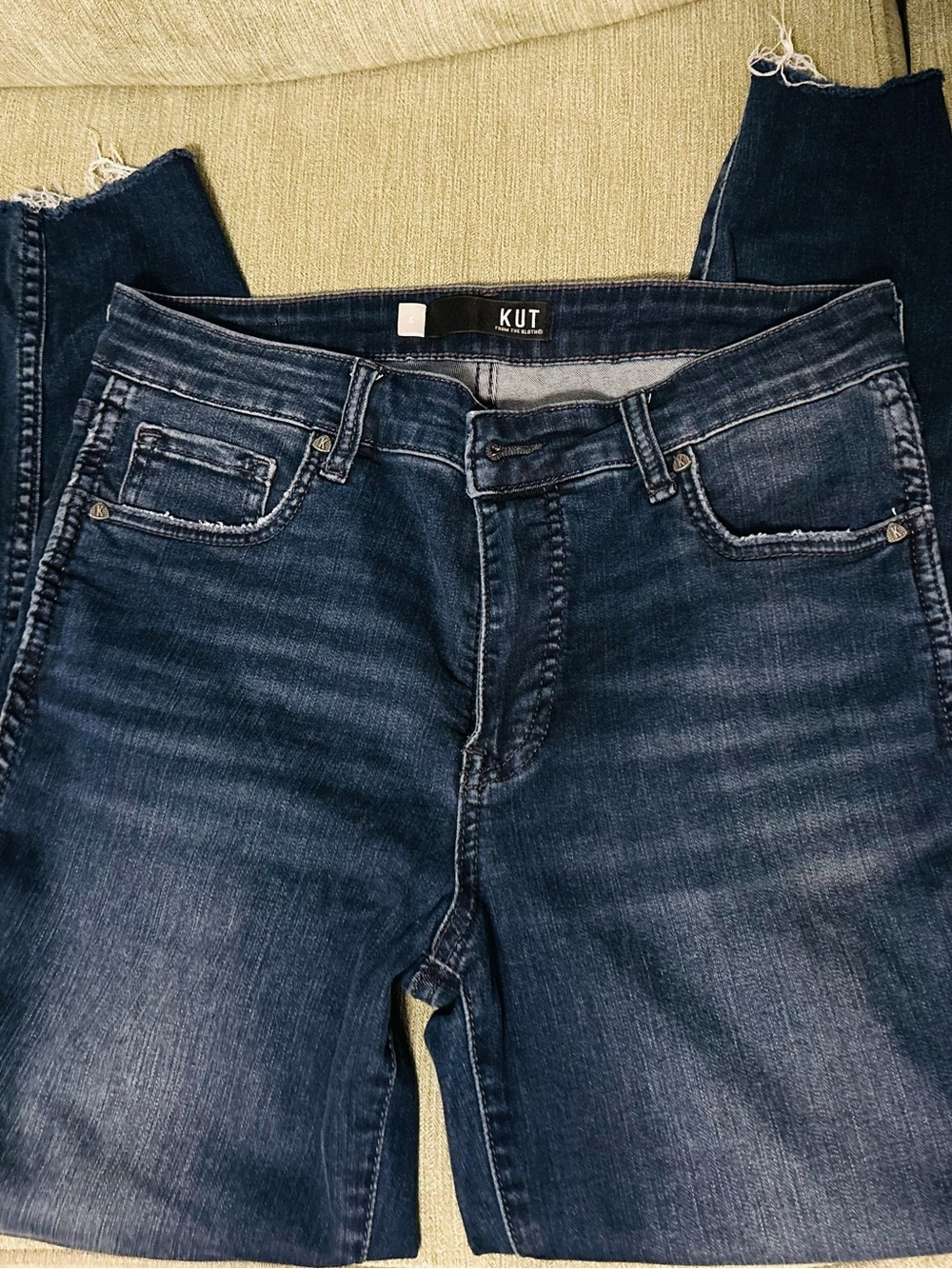 KUT from the Kloth (6) Skinny Dark Wash Frayed Hem Jeans